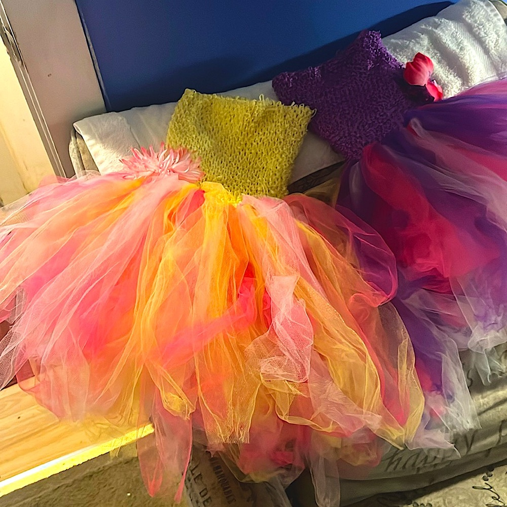 Beautiful dress siz 2/3 toddler